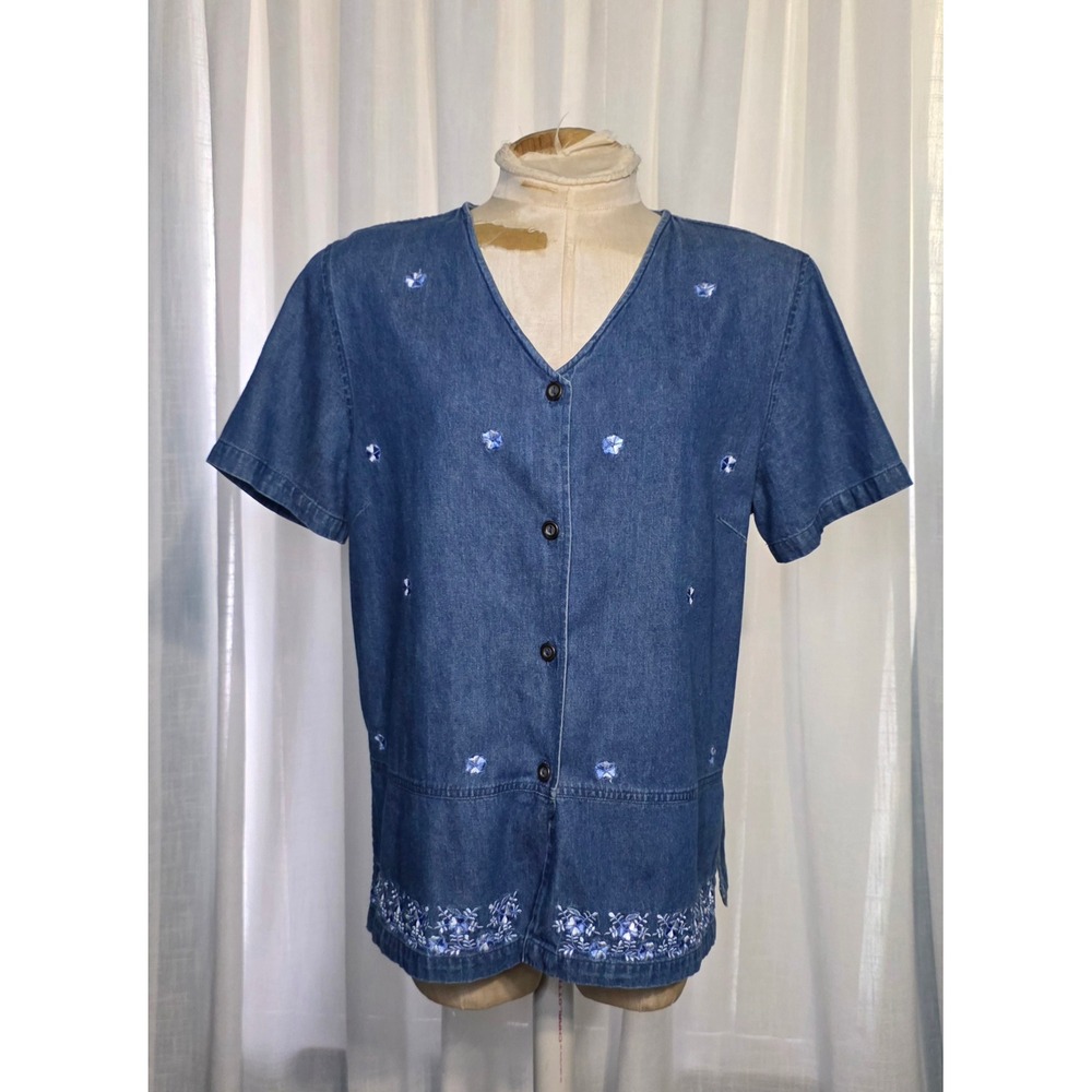 Jane Ashley Vintage Denim Embroidered Floral Button Front Top Medium Blue Cotton